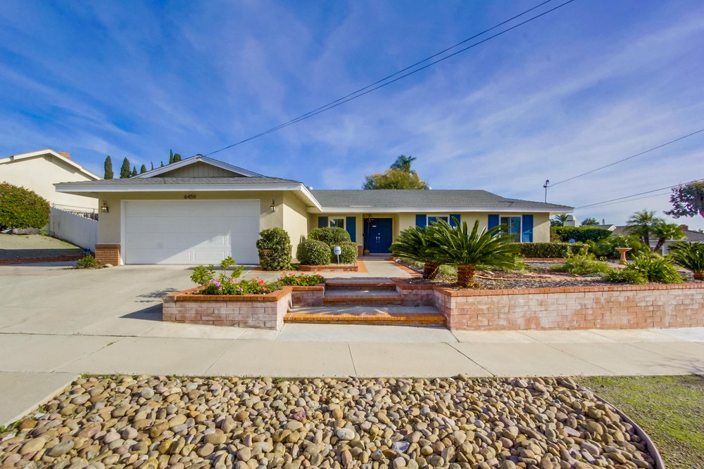 Virtual tour photo 1 of 49 for 6459 Lake Shore Dr