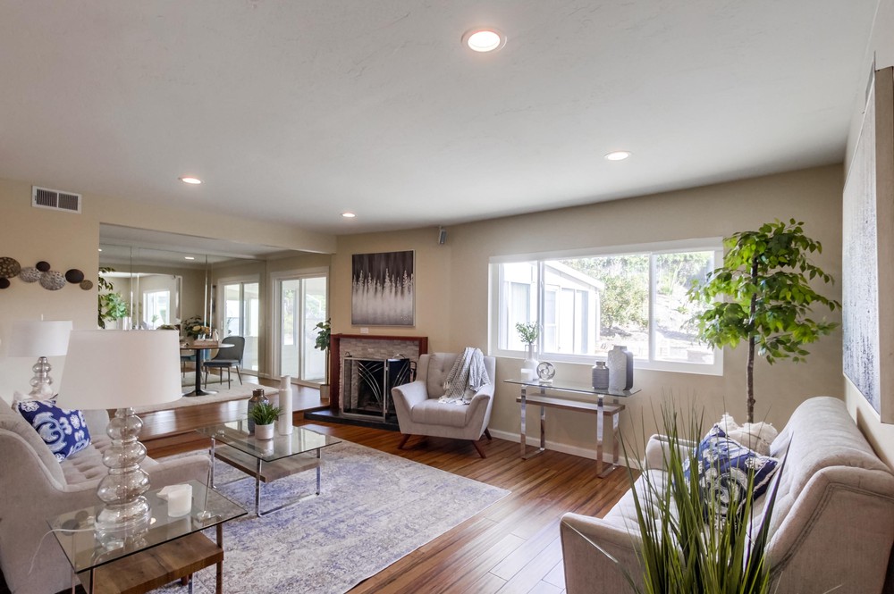 Virtual tour photo 12 of 49 for 6459 Lake Shore Dr