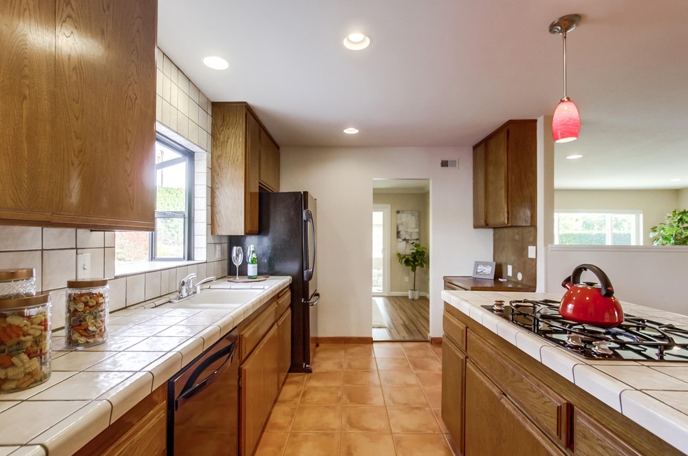 Virtual tour photo 26 of 49 for 6459 Lake Shore Dr