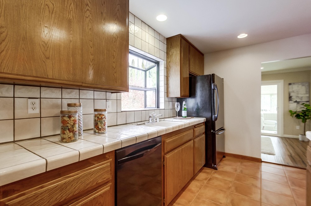 Virtual tour photo 27 of 49 for 6459 Lake Shore Dr