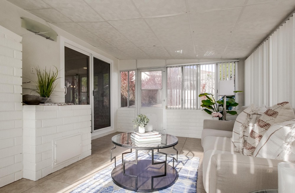 Virtual tour photo 43 of 49 for 6459 Lake Shore Dr