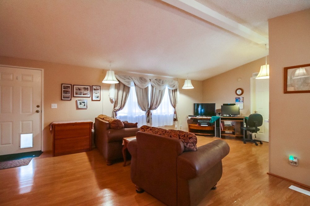 Virtual tour photo 10 of 38 for 6460 Convoy Ct #99