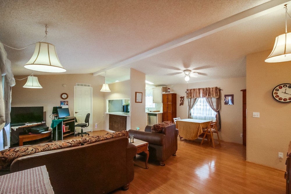 Virtual tour photo 12 of 38 for 6460 Convoy Ct #99