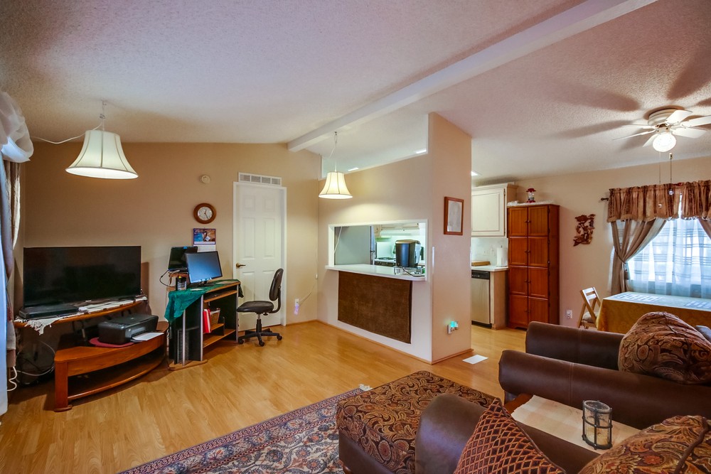 Virtual tour photo 13 of 38 for 6460 Convoy Ct #99