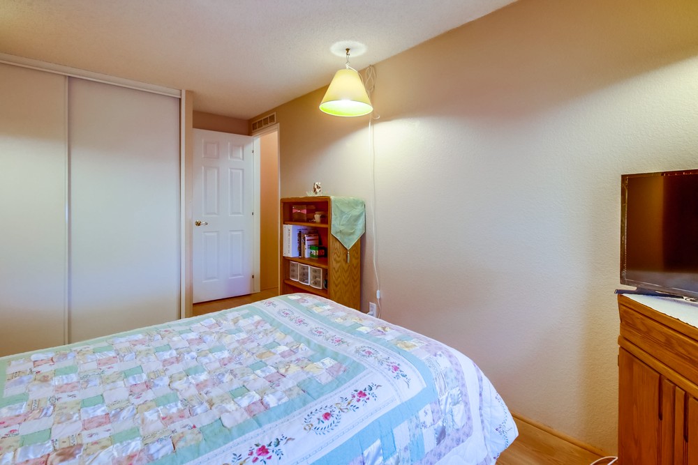 Virtual tour photo 25 of 38 for 6460 Convoy Ct #99