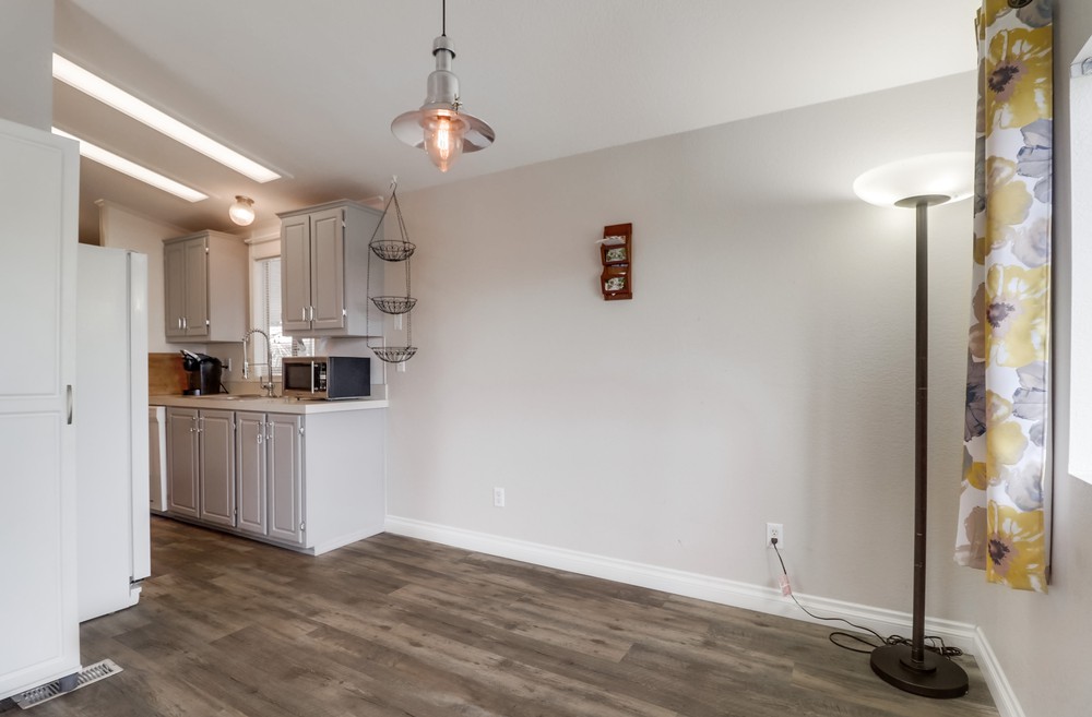 Virtual tour photo 16 of 41 for 6460 Convoy Ct SPC 280