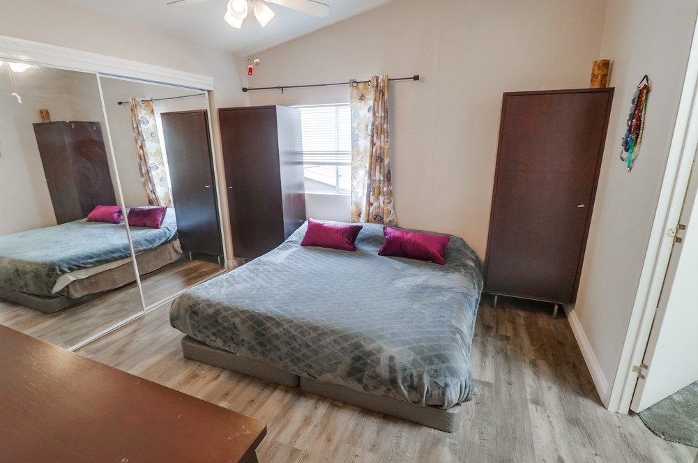 Virtual tour photo 22 of 41 for 6460 Convoy Ct SPC 280