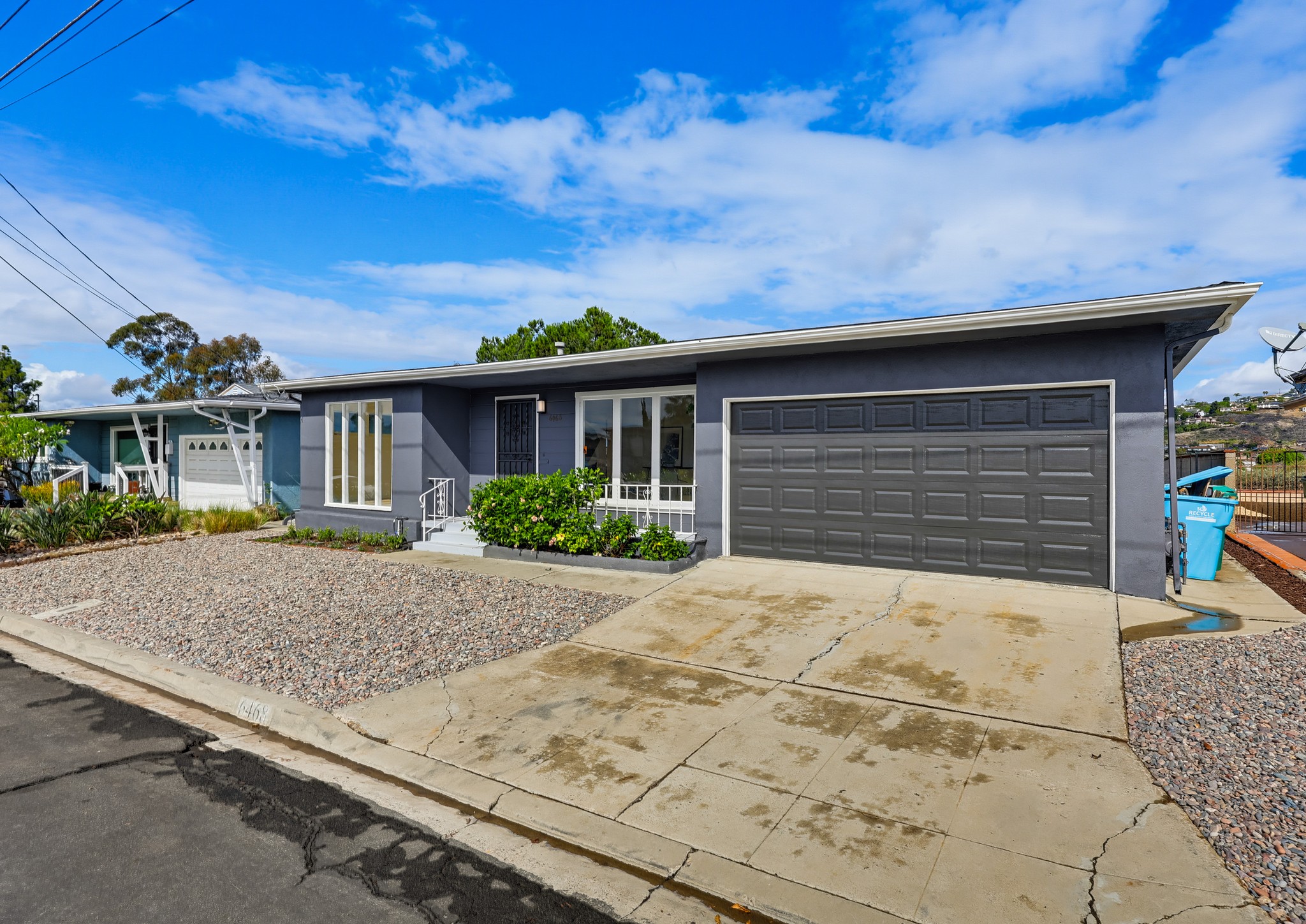 Virtual tour photo 4 of 52 for 6468 Cleo St