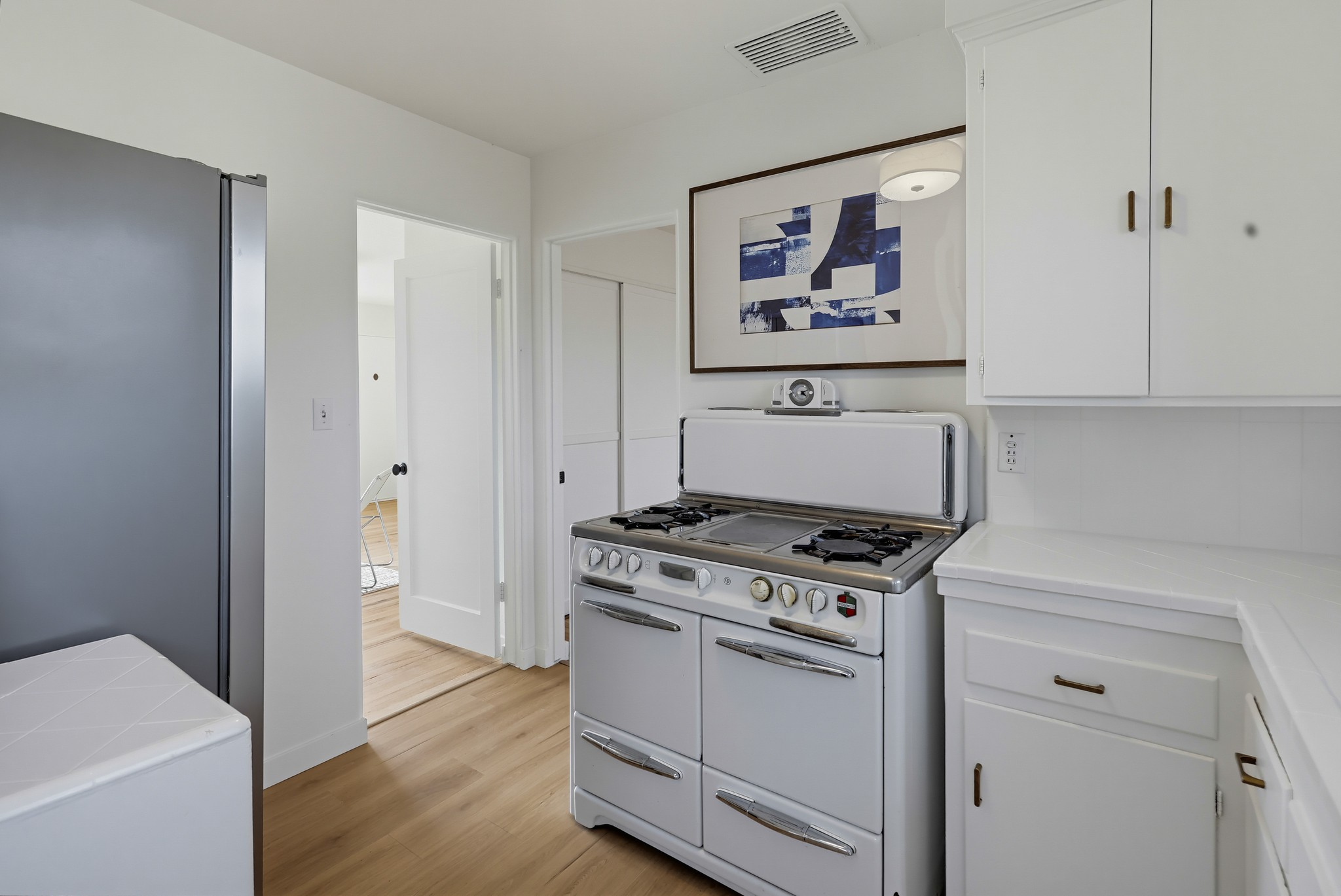 Virtual tour photo 17 of 52 for 6468 Cleo St