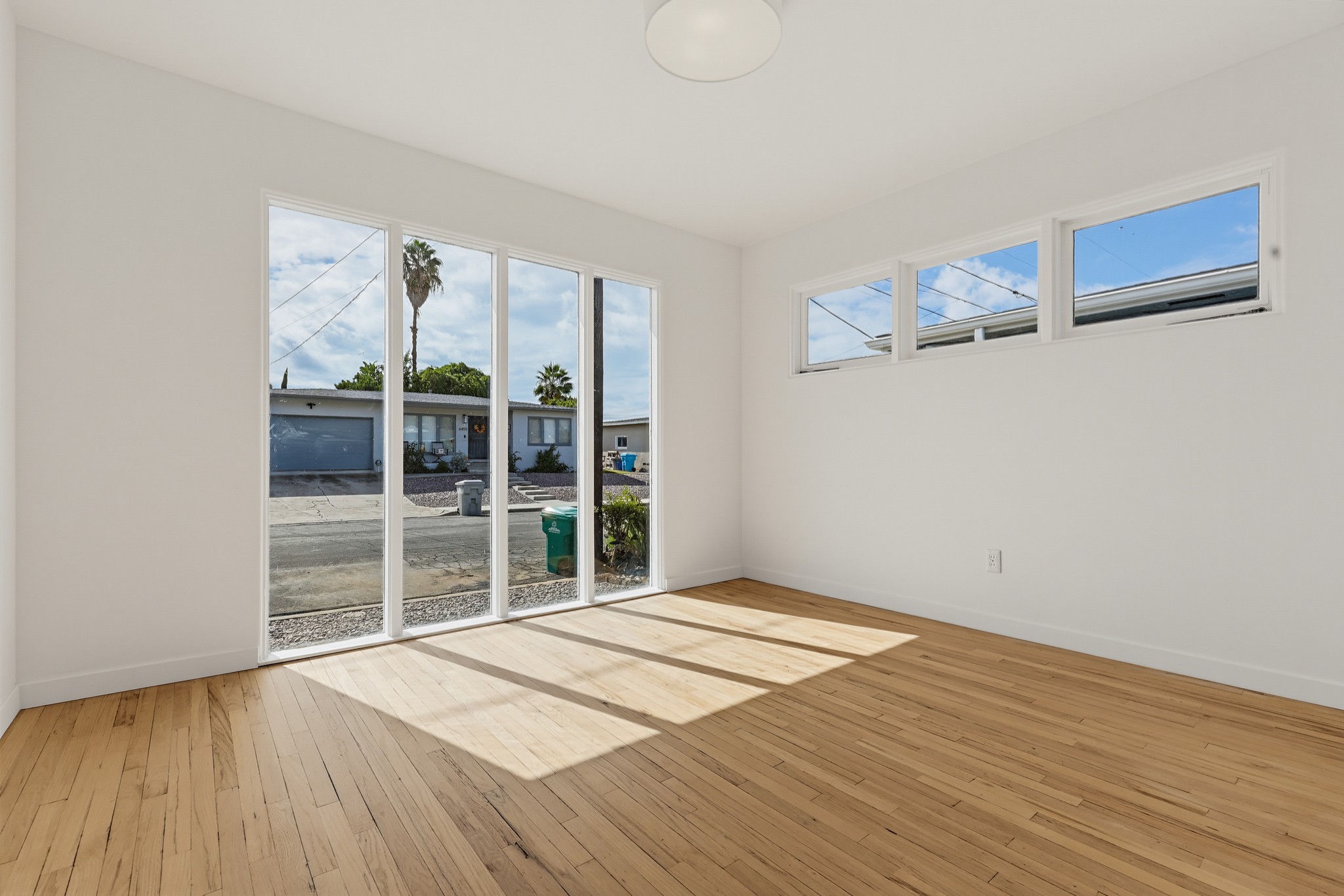 Virtual tour photo 27 of 52 for 6468 Cleo St
