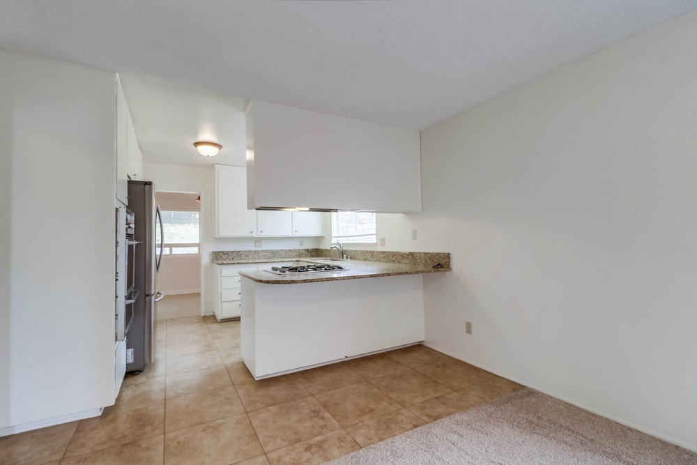 Virtual tour photo 16 of 40 for 6469 Lake Apopka Pl