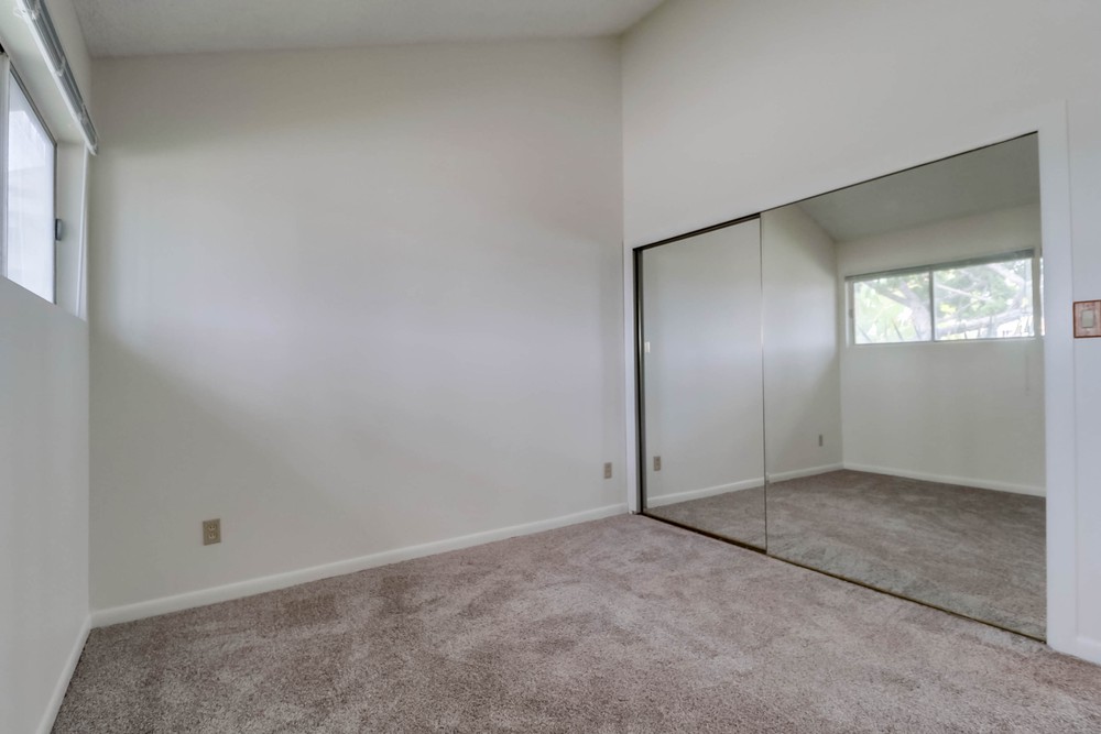 Virtual tour photo 29 of 40 for 6469 Lake Apopka Pl