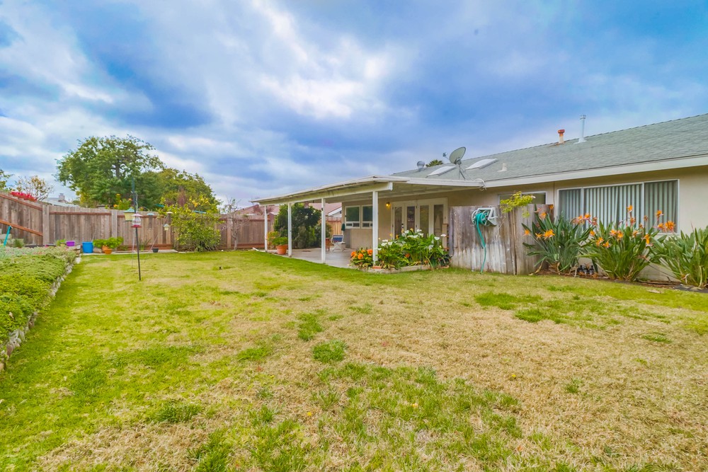 Virtual tour photo 35 of 40 for 6469 Lake Apopka Pl