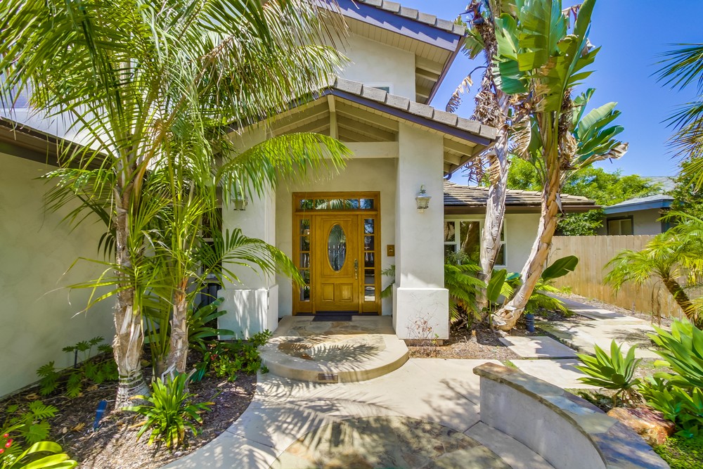 Virtual tour photo 4 of 35 for 6472 Cascade St