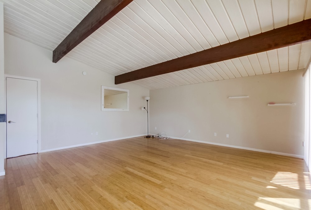 Virtual tour photo 11 of 38 for 6476 Lake Mere Ct