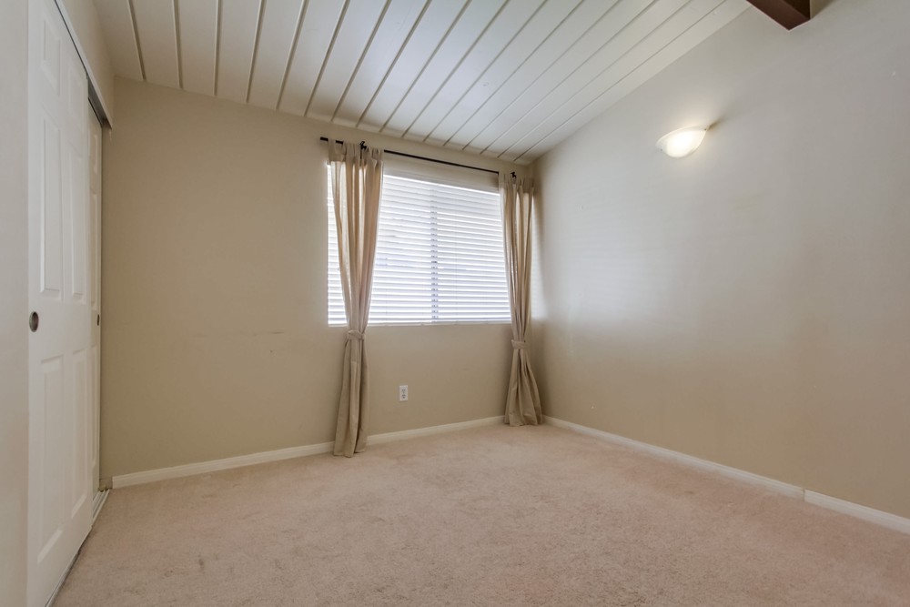 Virtual tour photo 26 of 38 for 6476 Lake Mere Ct