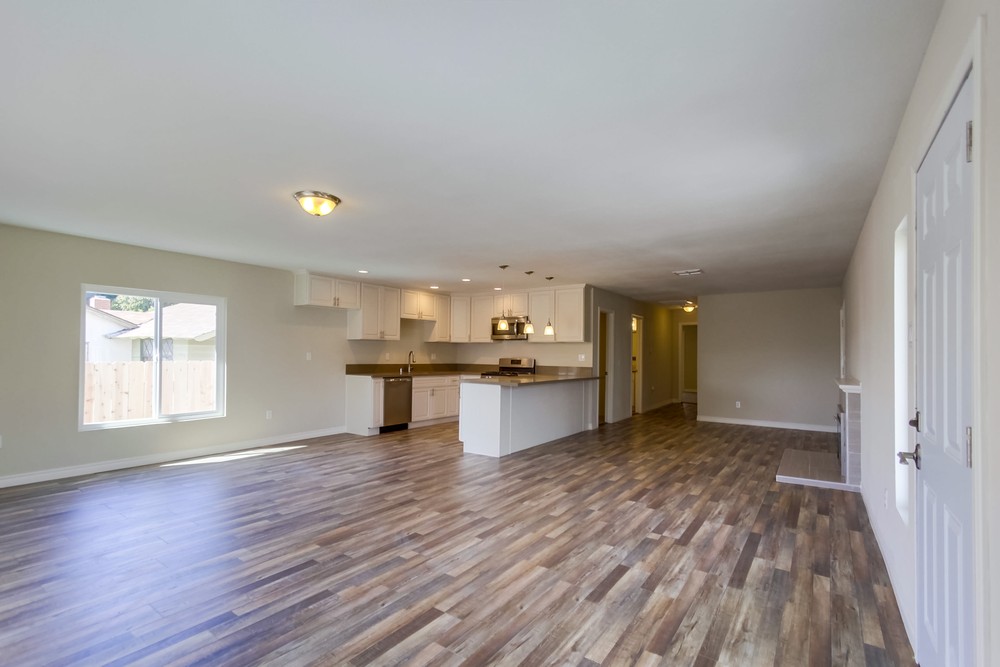 Virtual tour photo 8 of 39 for 6486 Gross St