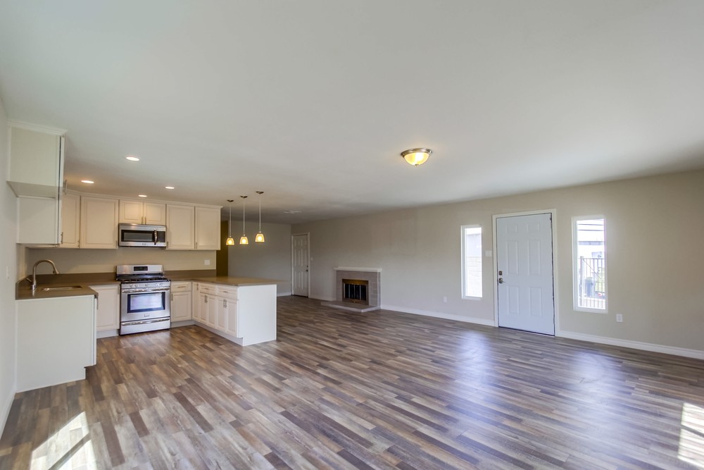 Virtual tour photo 9 of 39 for 6486 Gross St