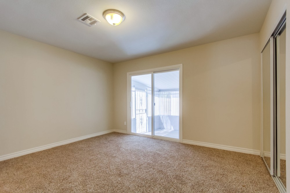Virtual tour photo 19 of 39 for 6486 Gross St