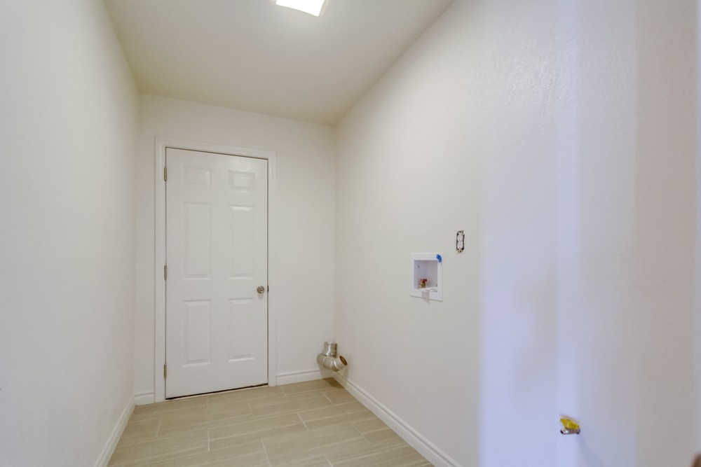 Virtual tour photo 28 of 39 for 6486 Gross St