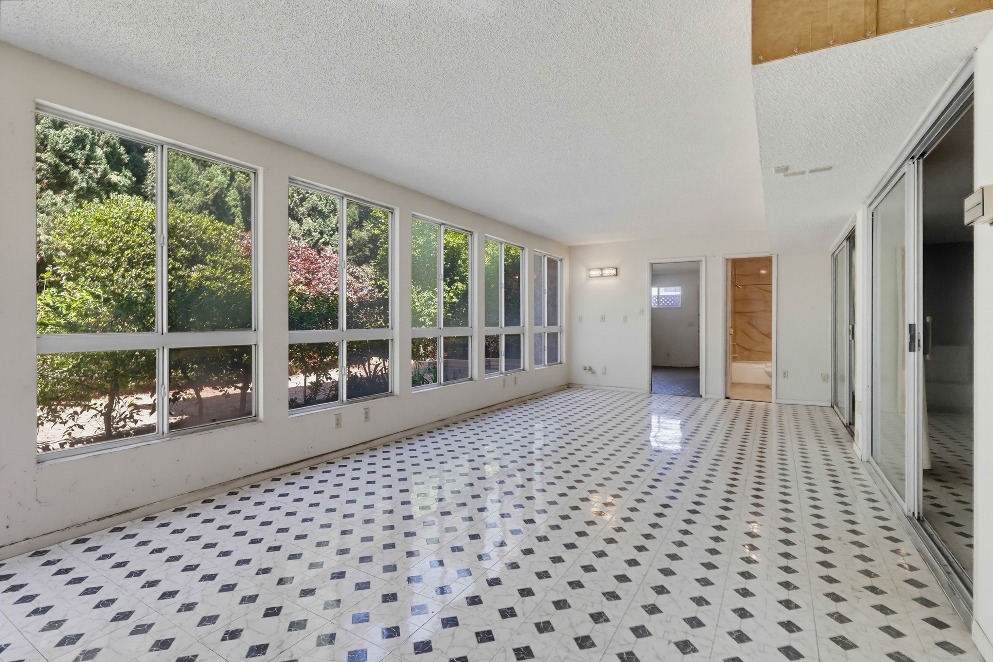 Virtual tour photo 39 of 126 for 6491 E Saddle Dr