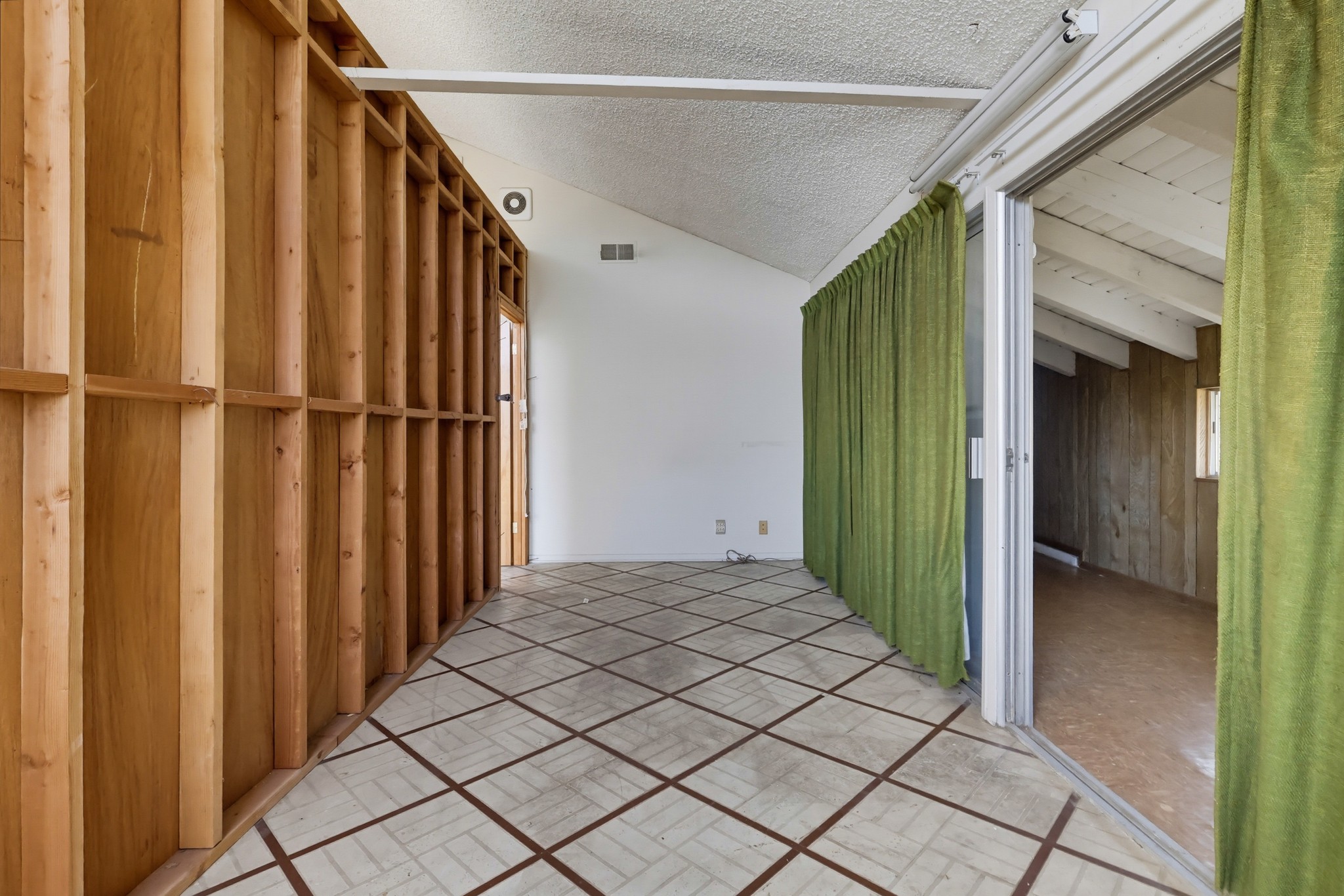 Virtual tour photo 63 of 126 for 6491 E Saddle Dr