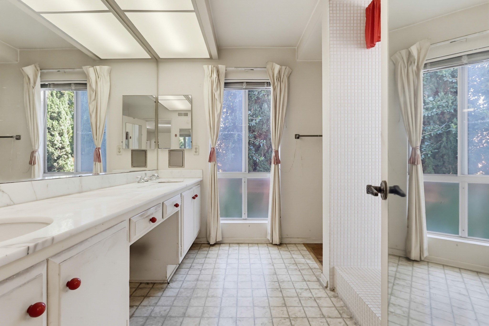 Virtual tour photo 72 of 126 for 6491 E Saddle Dr