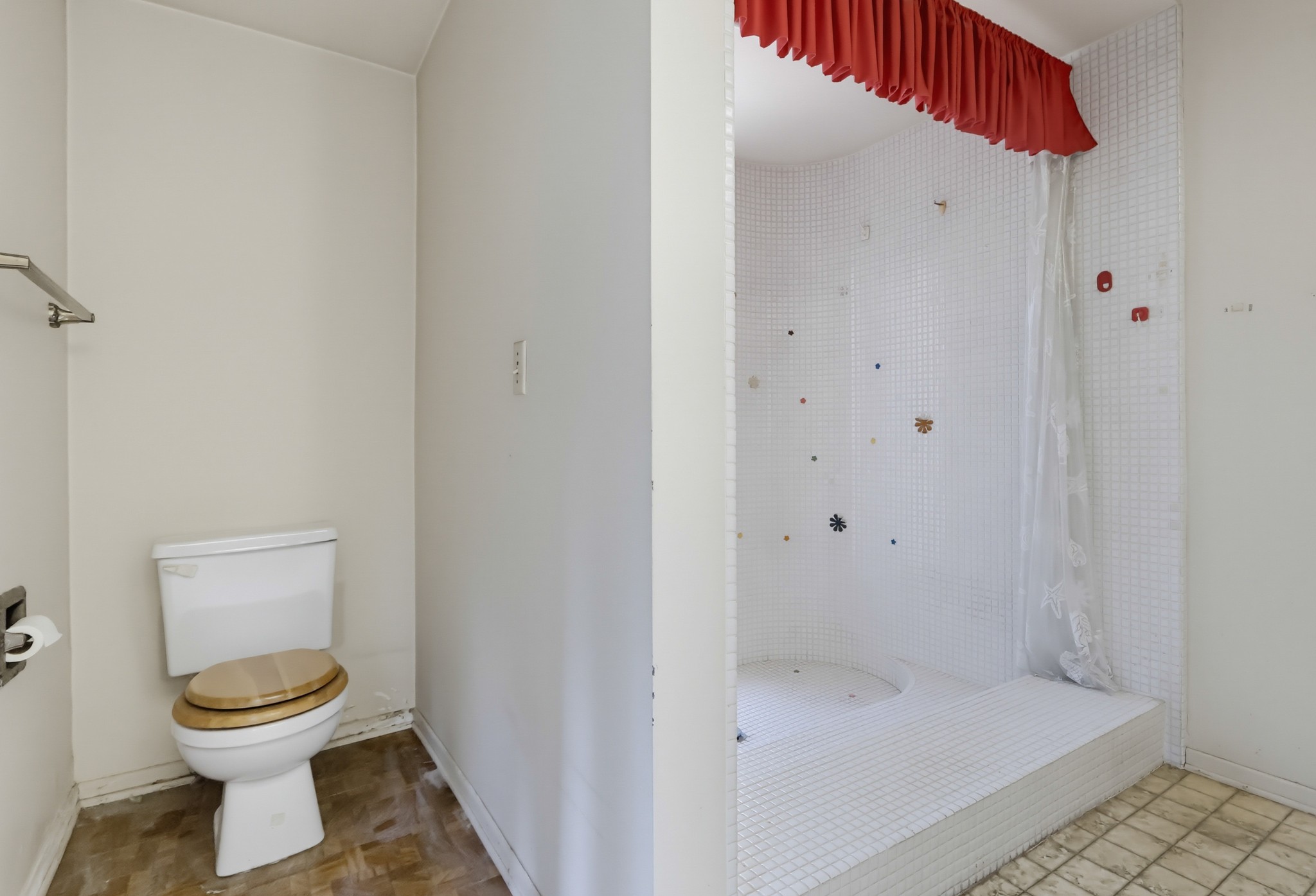 Virtual tour photo 73 of 126 for 6491 E Saddle Dr