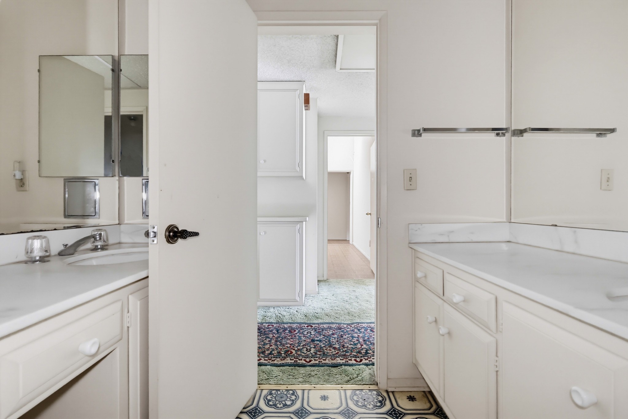 Virtual tour photo 100 of 126 for 6491 E Saddle Dr