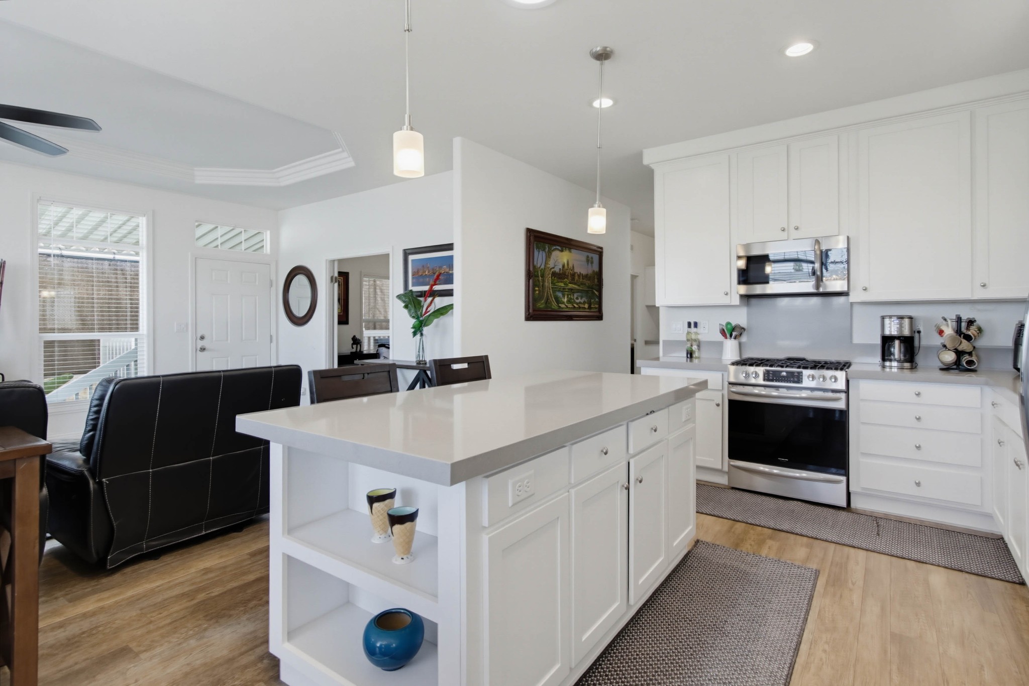 Virtual tour photo 10 of 46 for 650 S Rancho Santa Fe Rd #109