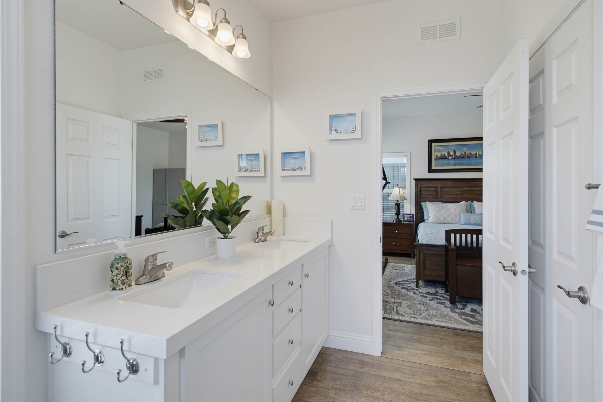 Virtual tour photo 21 of 46 for 650 S Rancho Santa Fe Rd #109