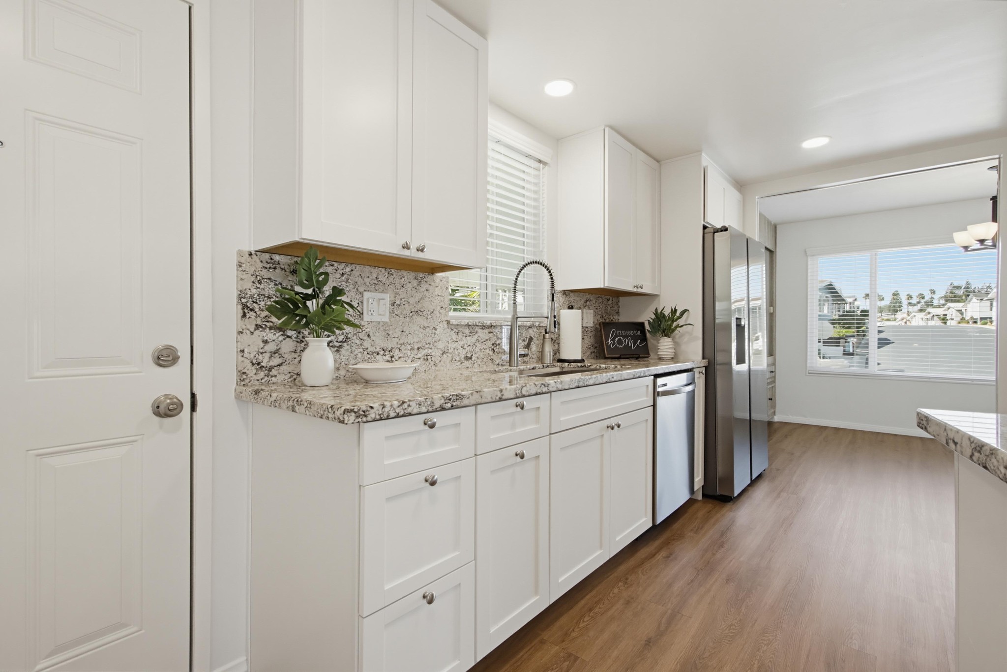 Virtual tour photo 17 of 55 for 650 S Rancho Santa Fe Rd #121