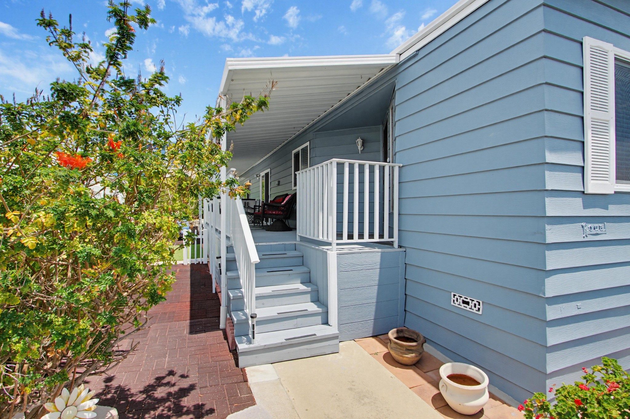 Virtual tour photo 5 of 48 for 650 S Rancho Santa Fe Rd Spc 251