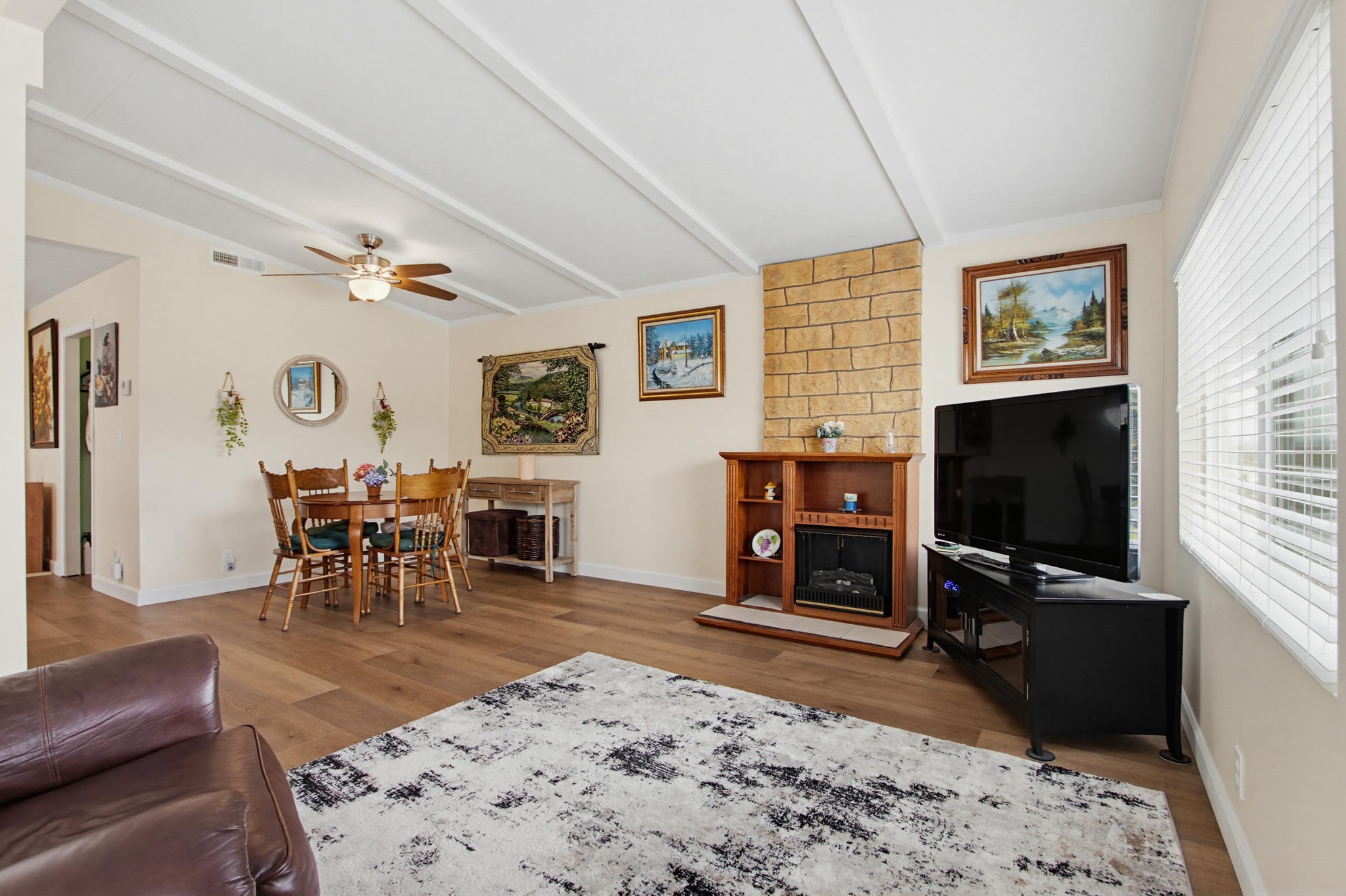 Virtual tour photo 13 of 48 for 650 S Rancho Santa Fe Rd Spc 251