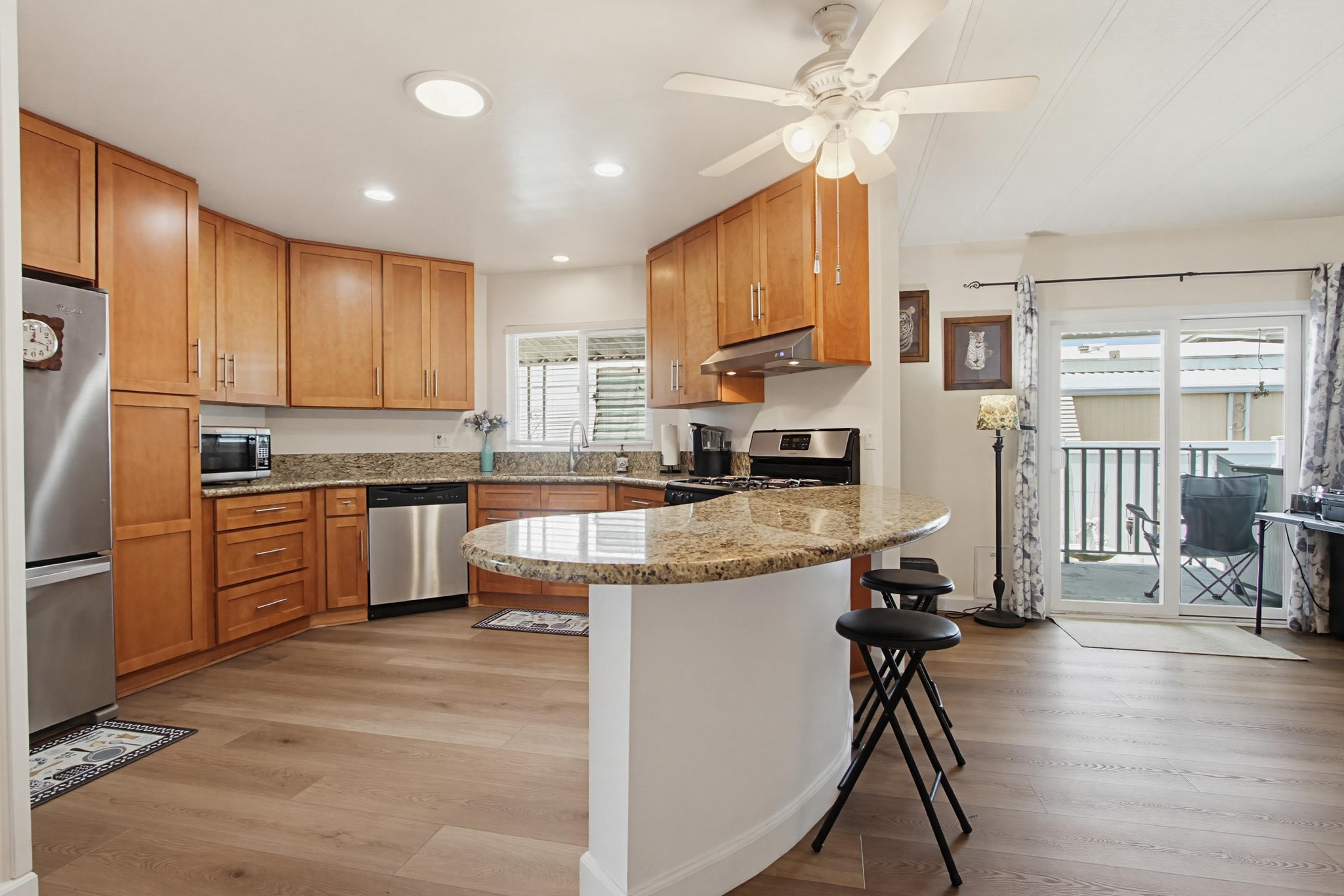 Virtual tour photo 19 of 48 for 650 S Rancho Santa Fe Rd Spc 251