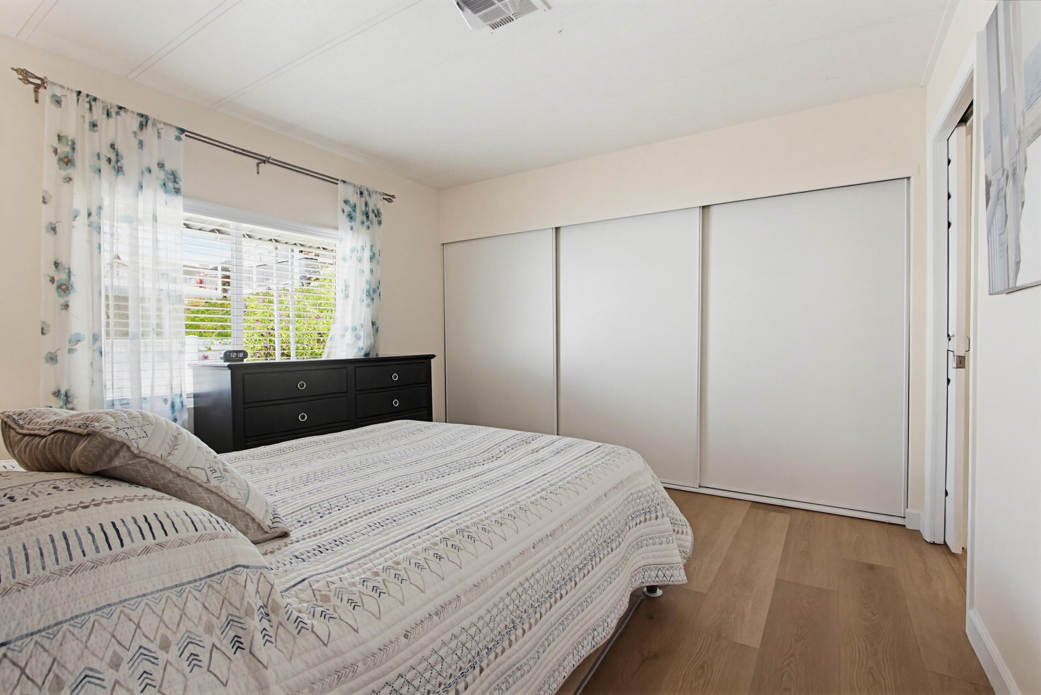 Virtual tour photo 35 of 48 for 650 S Rancho Santa Fe Rd Spc 251