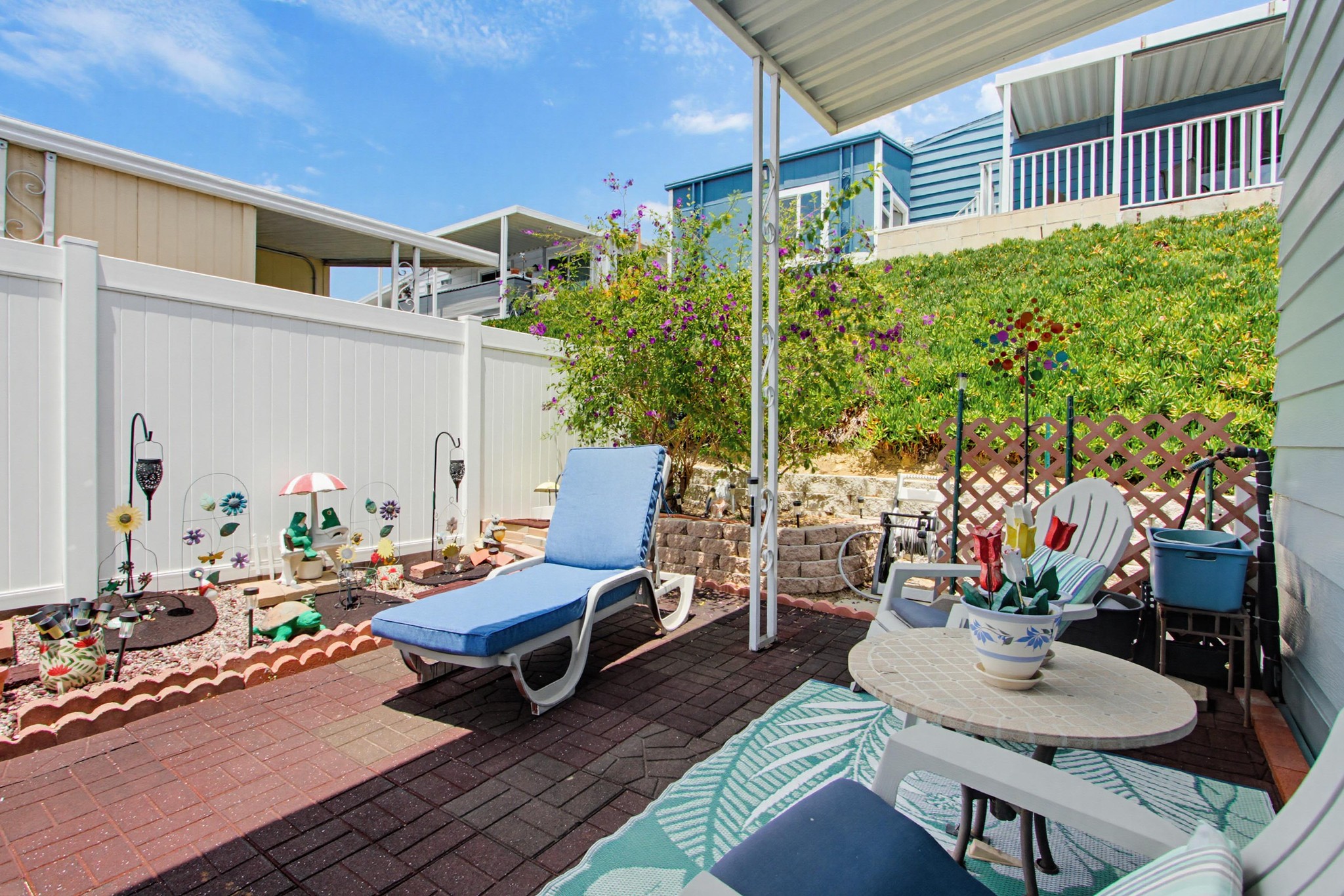 Virtual tour photo 43 of 48 for 650 S Rancho Santa Fe Rd Spc 251