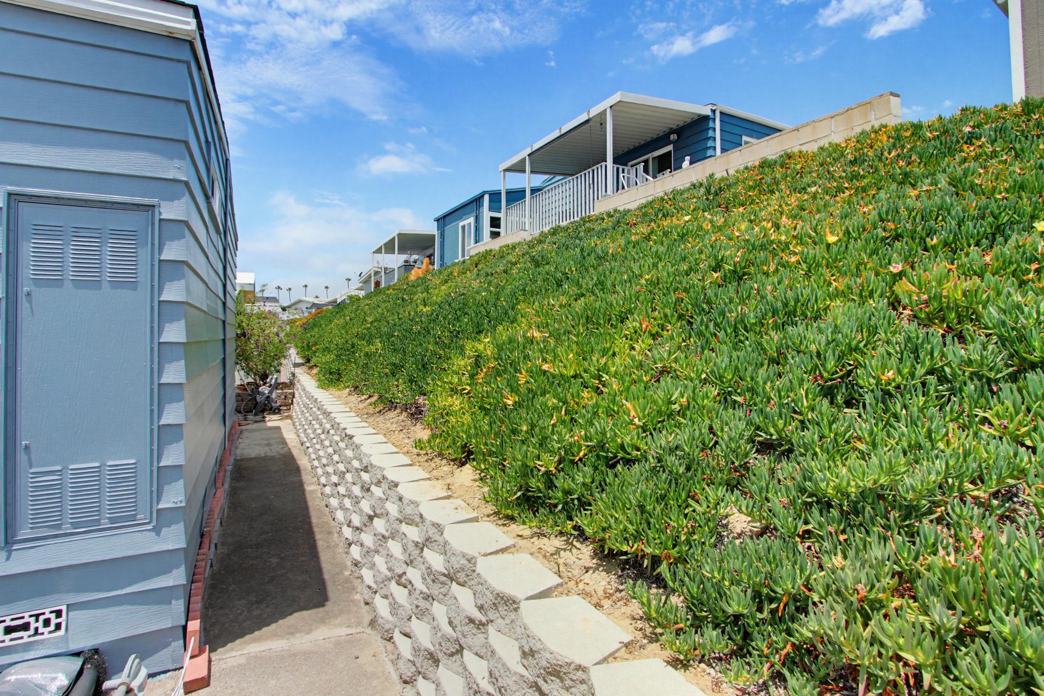 Virtual tour photo 45 of 48 for 650 S Rancho Santa Fe Rd Spc 251