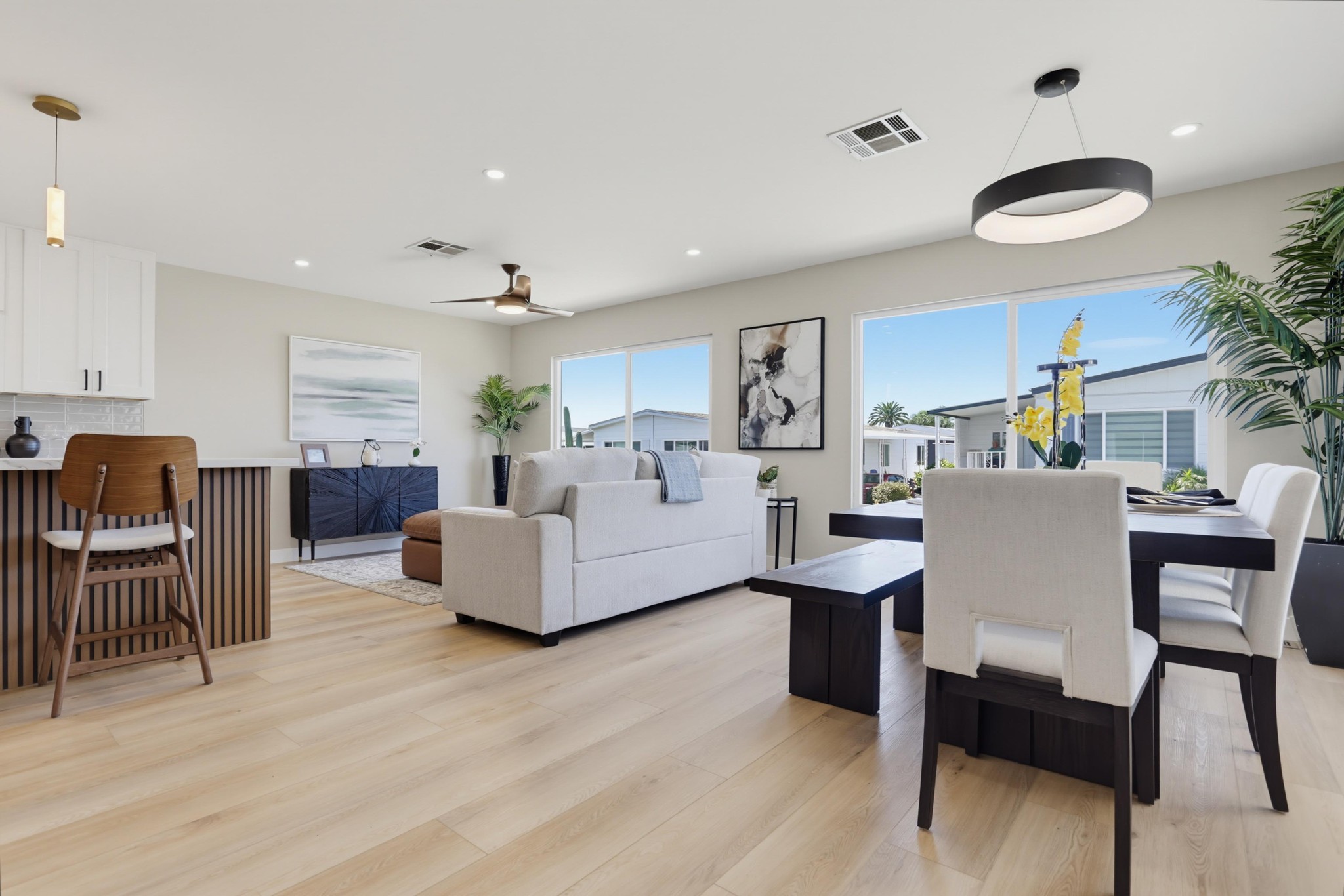 Virtual tour photo 7 of 37 for 650 S Rancho Santa Fe Rd Spc 52