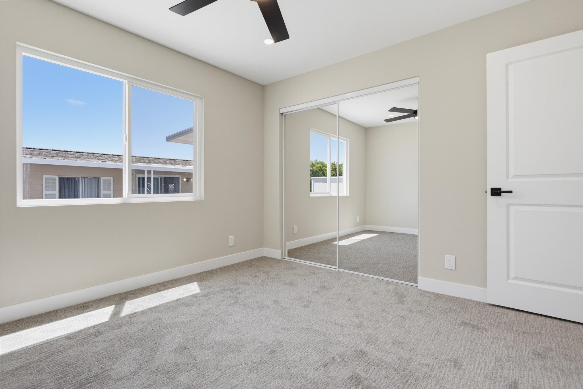Virtual tour photo 27 of 37 for 650 S Rancho Santa Fe Rd Spc 52