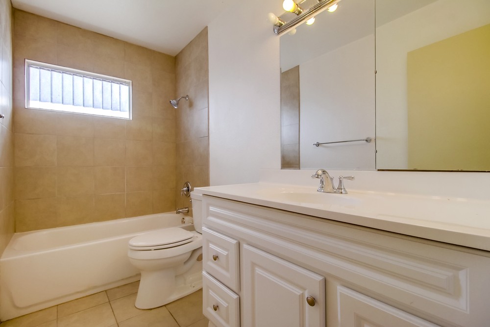 Virtual tour photo 43 of 56 for 6512 Belle Glade Ave