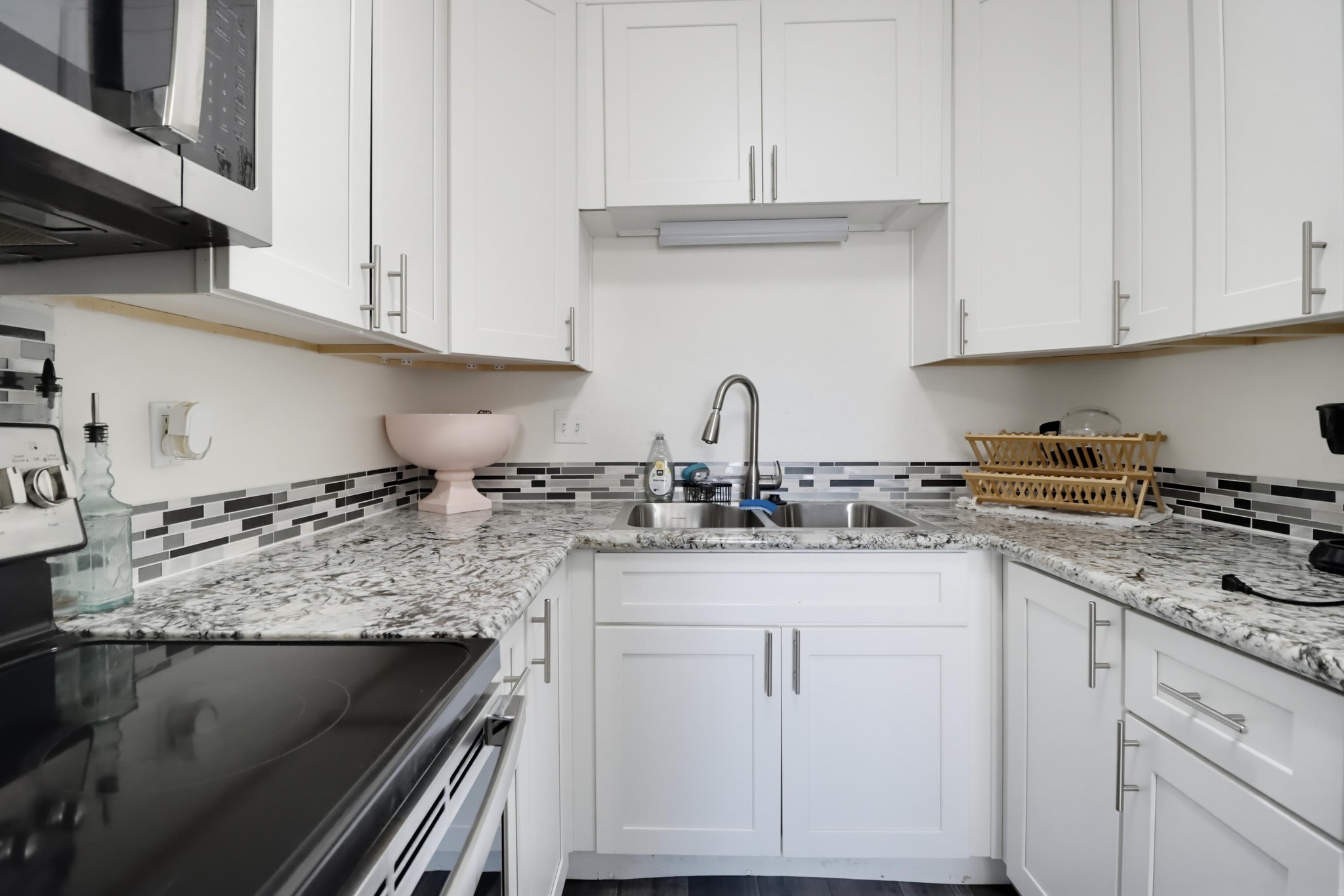Virtual tour photo 18 of 35 for 6516 Omega Dr