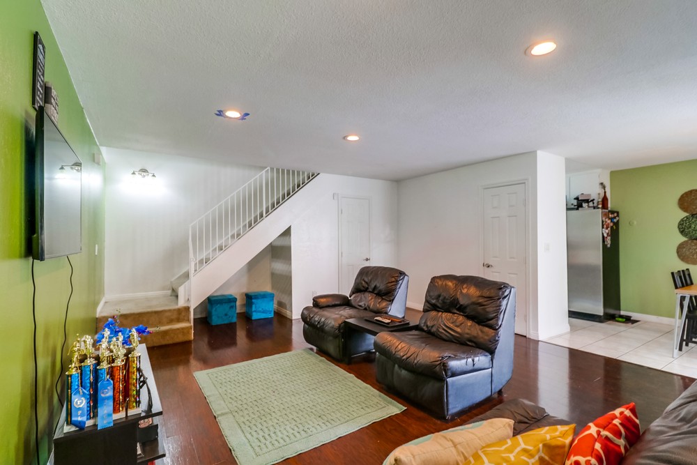 Virtual tour photo 9 of 29 for 6520 Omega Dr