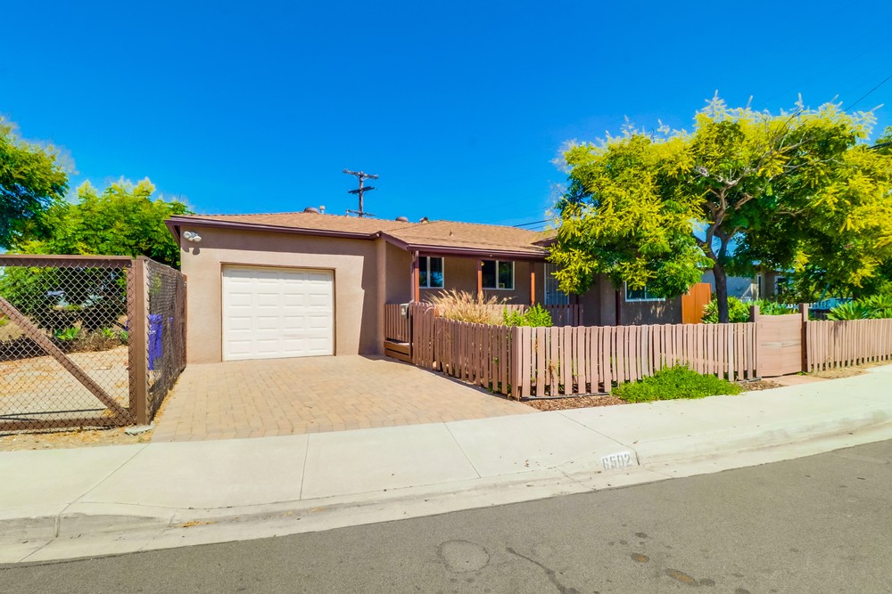 Virtual tour photo 5 of 47 for 6520 Zena Dr