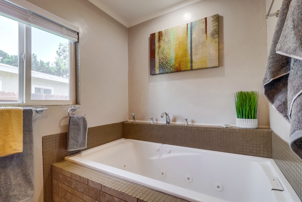 Virtual tour photo 25 of 47 for 6520 Zena Dr