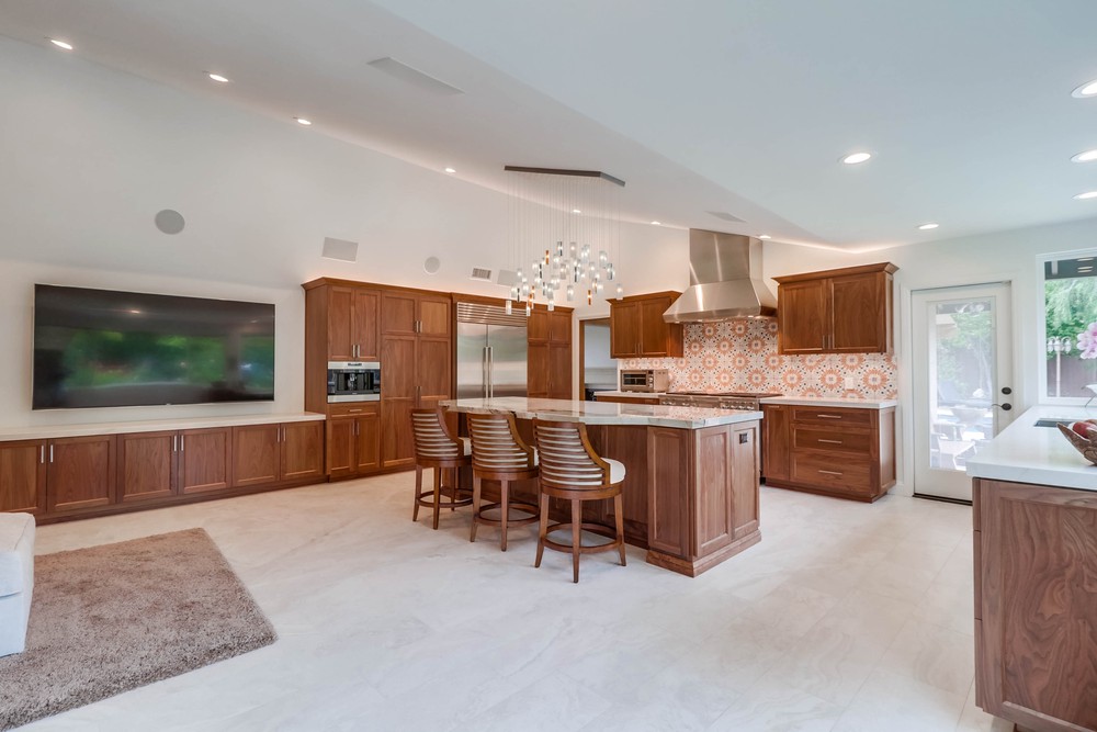Virtual tour photo 8 of 21 for 6523 Hopedale Ct