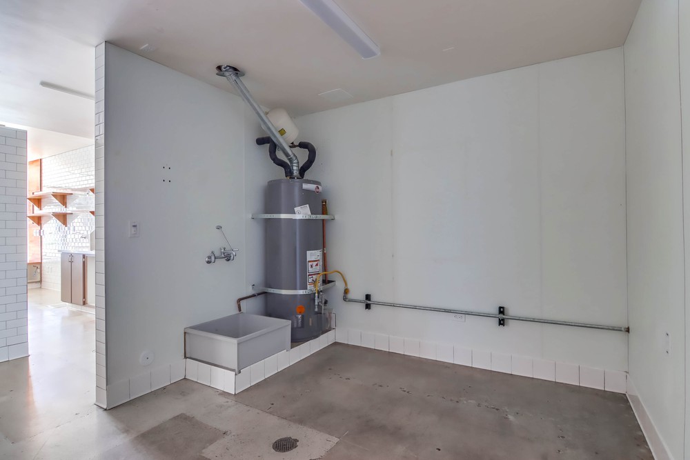 Virtual tour photo 32 of 39 for 6526 El Cajon Blvd
