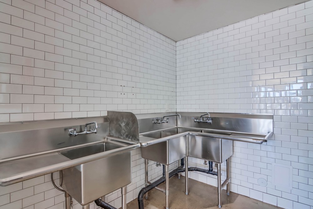 Virtual tour photo 34 of 39 for 6526 El Cajon Blvd