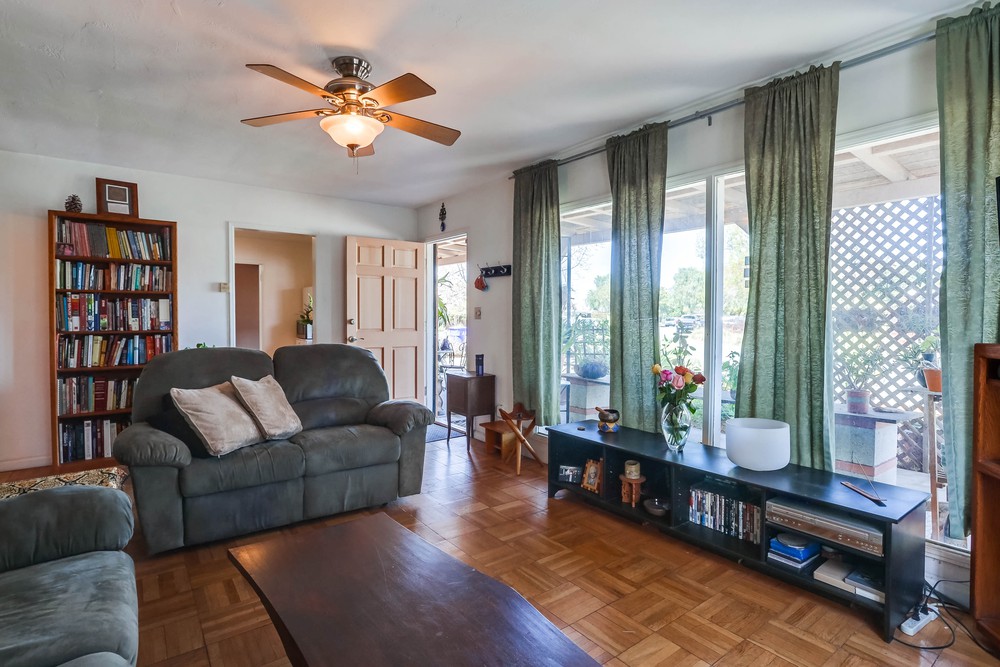 Virtual tour photo 8 of 27 for 6529 Bing St