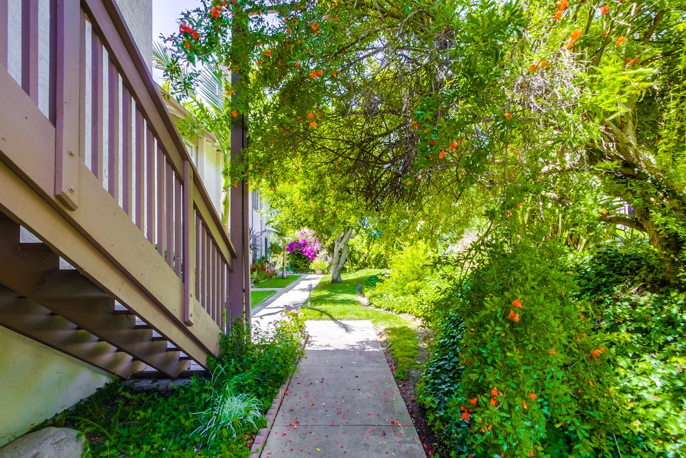 Virtual tour photo 4 of 53 for 6538 Bell Bluff Ave